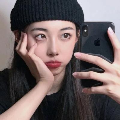 玛丽亚·泽夫封面